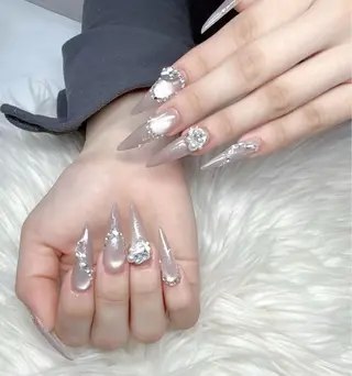 ネイル &ME Momoのネイルデザイン