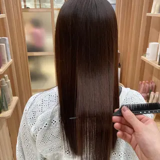 セミロング 白髪ぼかし　似合わせ 黒須　雄哉のヘアスタイル