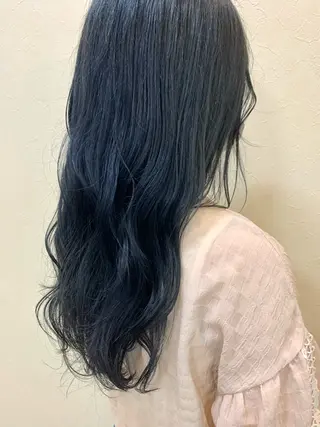 セミロング カラー ヤマダ カホのヘアスタイル