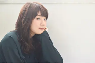 セミロング カラー 鎌田 祥江のヘアスタイル