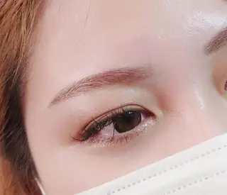 メンズ アイブロウ NAZ eyelash&eyebrow by medical salon所属・NAZ 表参道 Tomokoのマツエク・マツパデザイン