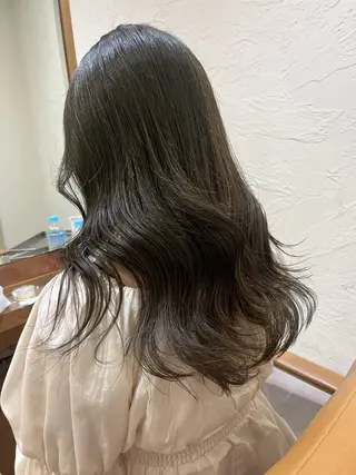 ロング カラー 松野 心音のヘアスタイル