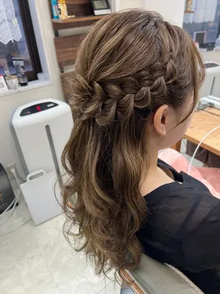 ロング ヘアアレンジ 山室 敬義のヘアスタイル