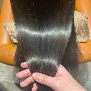 ロング カラー 髪質改善×矯正🫧 韓国ヘアasamiのヘアスタイル