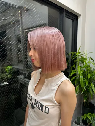 カラー ヒガシ サヨのヘアスタイル