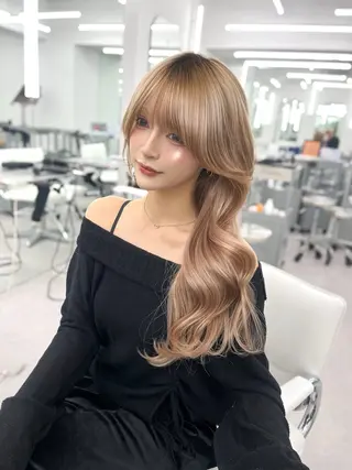 ロング カラー 透明感カラー✨🩵 韓国ヘアkanatoのヘアスタイル