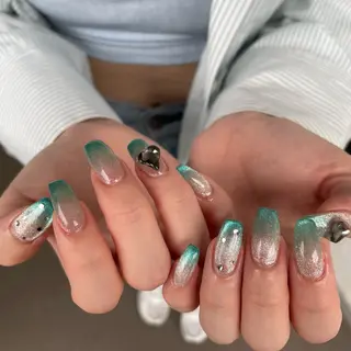 ネイル カメレオン京橋🌻 草葉由佳のネイルデザイン