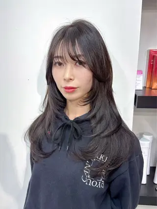 ロング 岡崎/レイヤーカット ／縮毛矯正/美髪のヘアスタイル