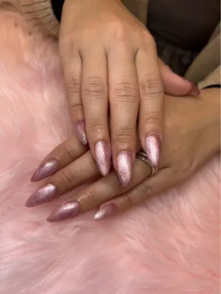 ロング Nailsalon Little Rのネイルデザイン