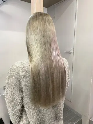 ロング レイヤーカット/ 髪質改善特化のヘアスタイル