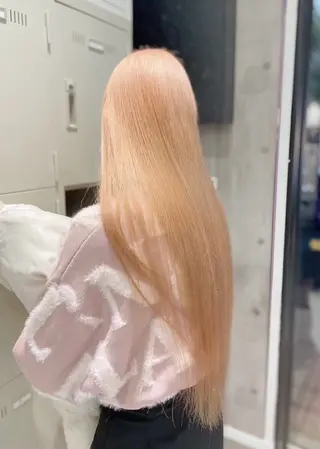 カラー ⭐️ハイトーン⭐️ 💕SAKURA💕のヘアスタイル