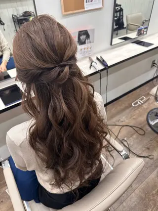 ヘアアレンジ Uhair本山所属・⟡.·mamiya 縮毛矯正/ヘアセットのヘアスタイル