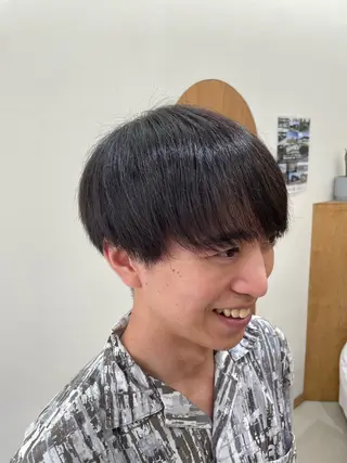 メンズ 慎太朗メンズパーマ/ フェザー/スパイキーのヘアスタイル