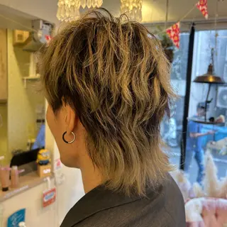 メンズ ブリーチなしカラー 野々花🩰のヘアスタイル