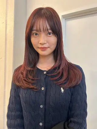 ロング レイヤーカット/ 透明感カラーmikuのヘアスタイル