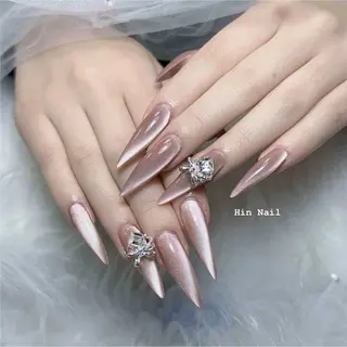 ネイル Hin Nail Osaka所属・Hin Nailsのネイルデザイン