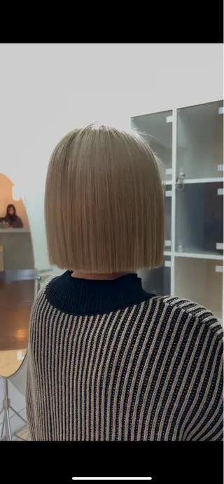 ミディアム カラー ボブ特化美容師 中　綾斗のヘアスタイル