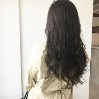 ロング カラー 入江 志穂のヘアスタイル