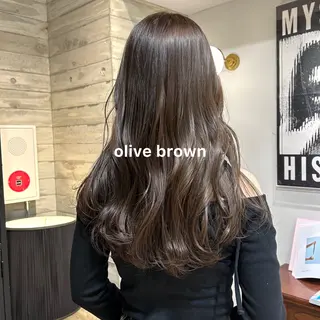 カラー 暖色カラー推し/ トヤエリコのヘアスタイル