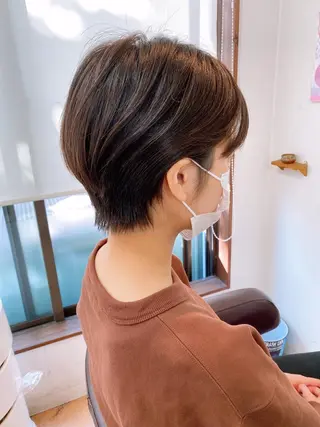 ショート カラー ベリショディレクター 小野 健太郎のヘアスタイル