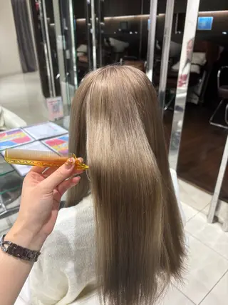 セミロング 大河 由依のヘアスタイル