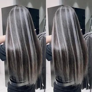 ロング カラー オフホワイトアンドなんば所属・福西 洋斗のヘアスタイル