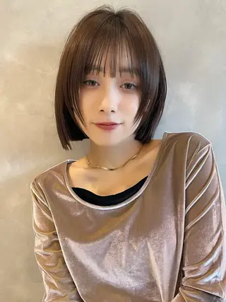 ミディアム ボブ/デザインカラー /表参道/新井美有紀のヘアスタイル