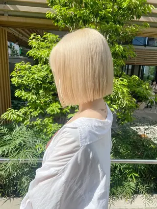 ショート カラー ヘアアレンジ flamme Annaのヘアスタイル