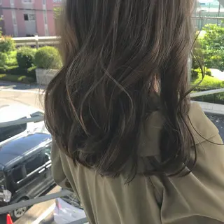 セミロング カラー 中村 瑞希のヘアスタイル