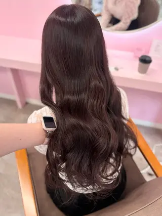 ロング カラー 𝑴𝒊𝒌𝒖💝 透明感モテカラーのヘアスタイル