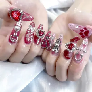 ネイル アイラッシュサロン新宿所属・_Nail_ Amiのネイルデザイン