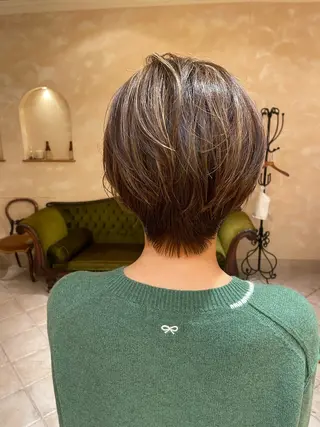 ショート ボブ ホノカのヘアスタイル