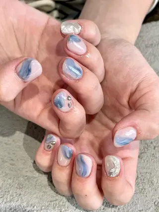 ショート m kaori𓃟のネイルデザイン