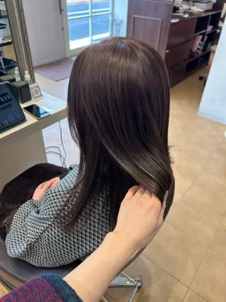 カラー 今中 紗英のヘアスタイル