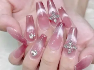 ネイル Shis_🦄shi 韓国風キラキラネイルのネイルデザイン