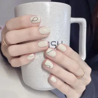 ネイル れん 蓮のネイルデザイン