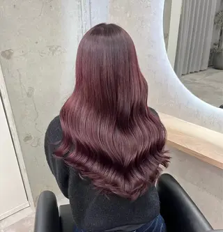 カラー よしもと ひなのヘアスタイル