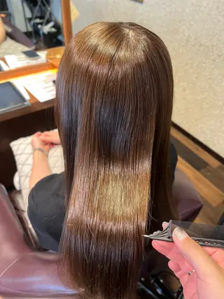 ロング よしだ しおりのヘアスタイル