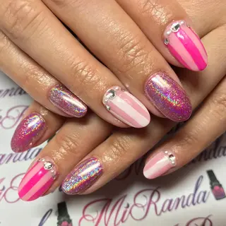 ネイル MiRanda Nail所属・MiRanda 保坂 舞のネイルデザイン