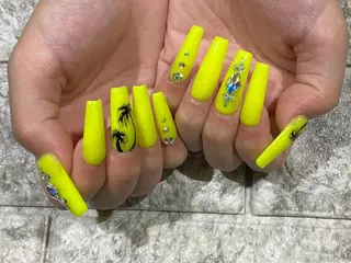 ネイル 【やり放題専門店】 スカルプ&長さ出しのネイルデザイン