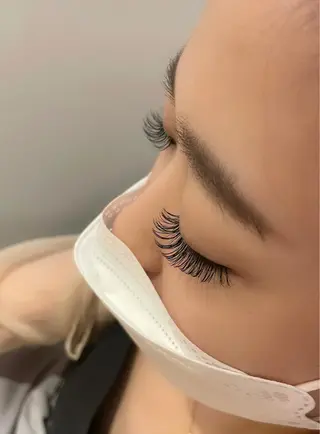 マツエク・マツパ il  Anng 名駅店所属・il Anng 伊藤  妃那のマツエク・マツパデザイン