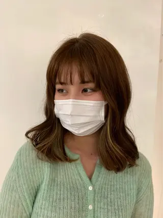 セミロング カラー UNU【ユヌ】所属・*UNU* RICOのヘアスタイル