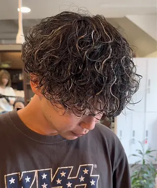 パーマ メンズ 年間2000名担当◎ パーマ職人/仲原佑樹のヘアスタイル