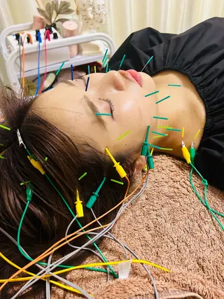 美容鍼灸サロン mahoroba院長のエステ・リラクイメージ