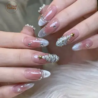 ネイル EMI ANA.CHUOのネイルデザイン