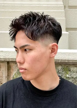 ショート カラー メンズ DAD　BARBERSHOP所属・三宮メンズカット ヨシイッキのヘアスタイル