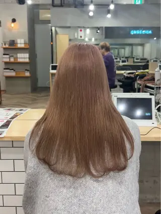 カラー angelica難波 Hinaのヘアスタイル