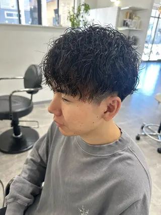 パーマ メンズ 篠崎 佑季のヘアスタイル