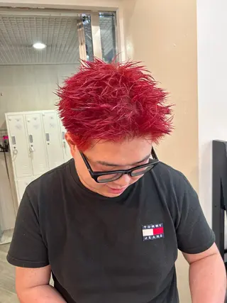 ショート カラー メンズ 🐬ブリーチ／ ハイトーンRYU🧊のヘアスタイル