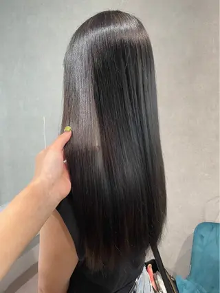 ロング カラー 佐藤 春輝のヘアスタイル